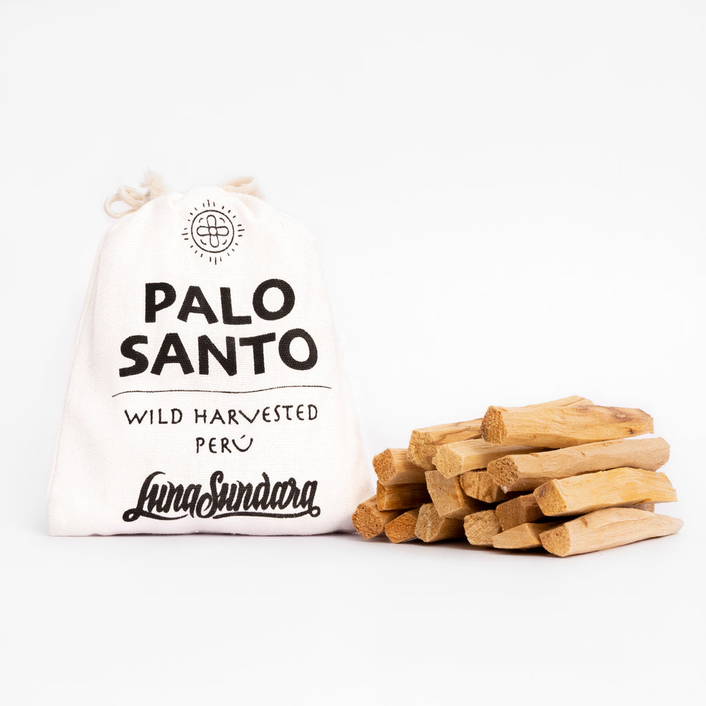 Palo Santo Essential Oil - Pure Organic Essential Oils for Diffuser -  Selecciòn Quality - Palo Santo Oil ideal for Aromatherapy and Stress Relief  