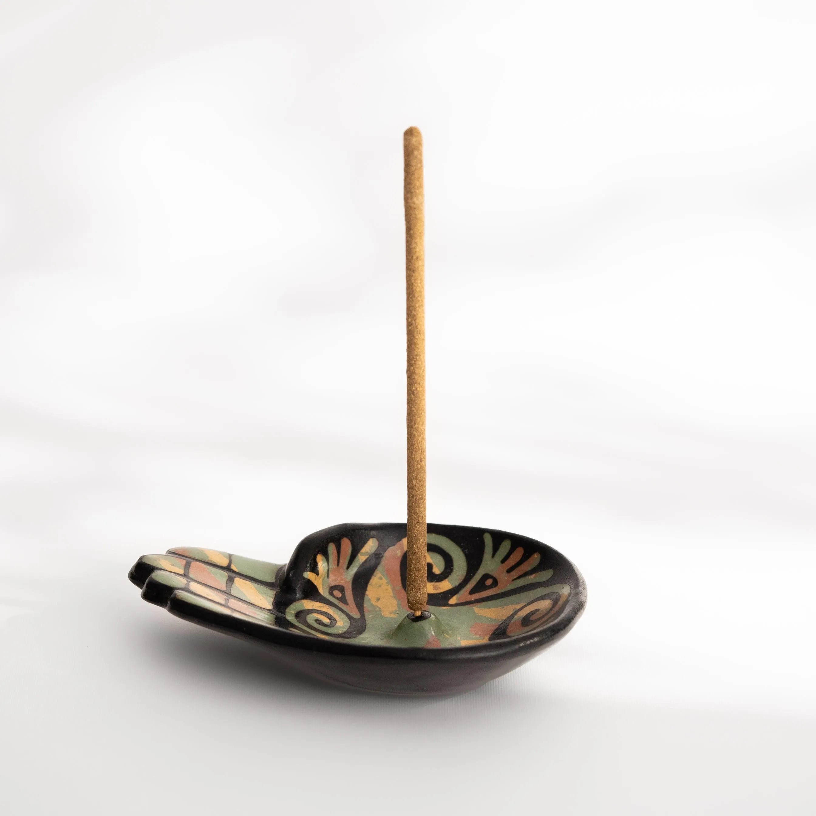 incense-holder-modelo-mano-handmade-in-chulucanas-peru-luna-sundara-3 - Luna Sundara