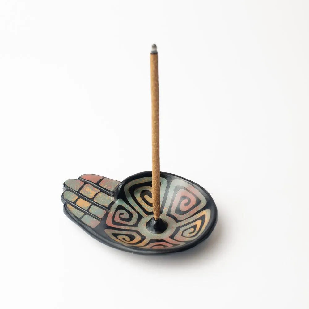 incense-holder-modelo-mano-handmade-in-chulucanas-peru-luna-sundara-6 - Luna Sundara